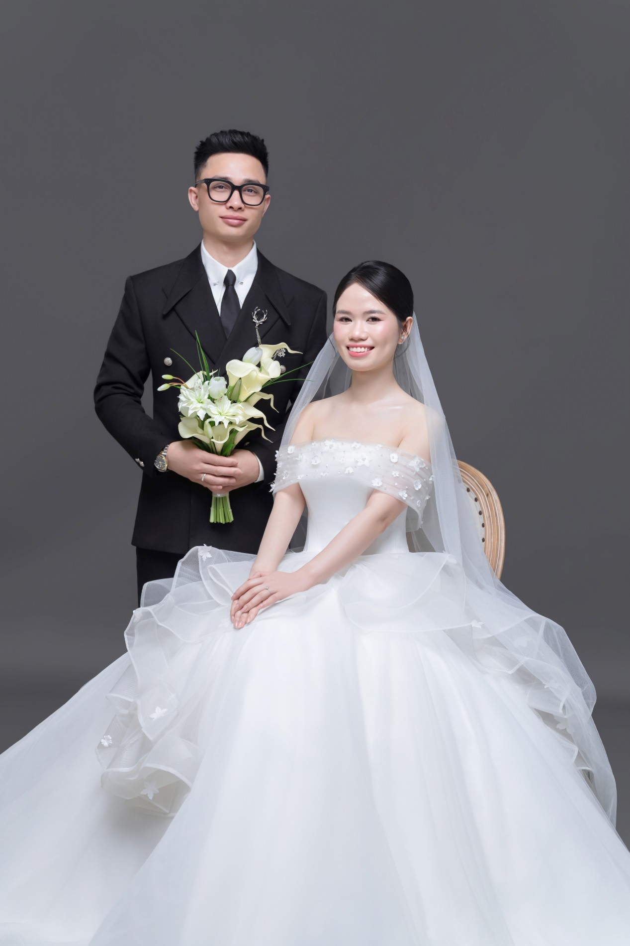 TIẾN CÔNG – HỒNG PHƯỢNG