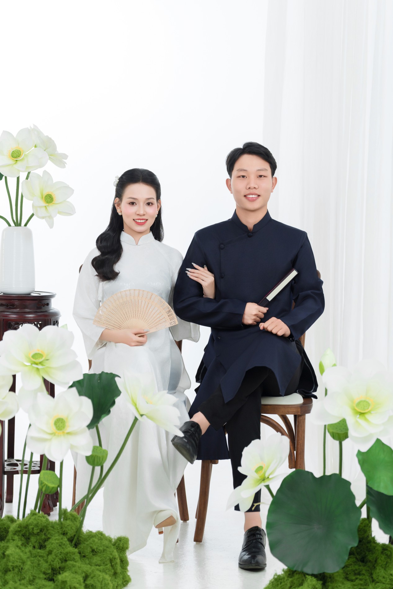 PHAN LINH  –  BẠCH HẰNG